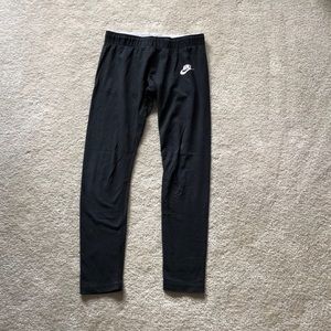 Black and White Nike Leggings
